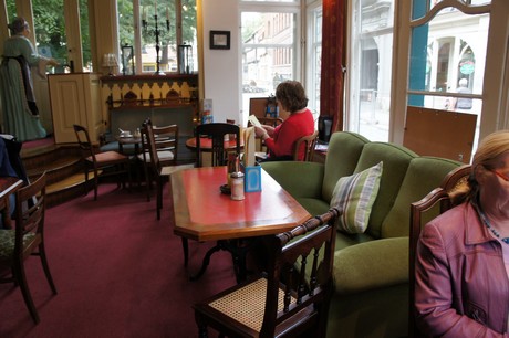 cafe-roland