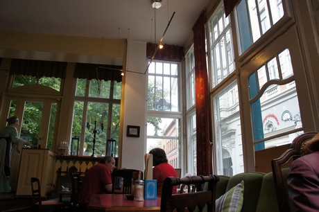 cafe-roland