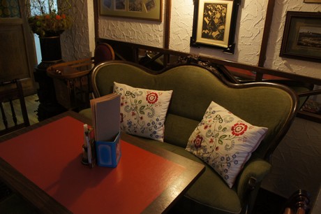 cafe-roland