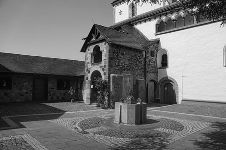 Schwarzrheindorf