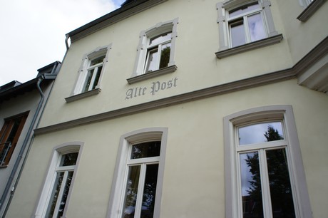 stommeln