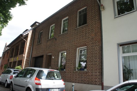 stommeln
