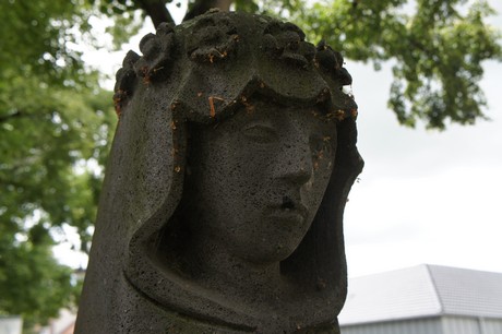stommeln
