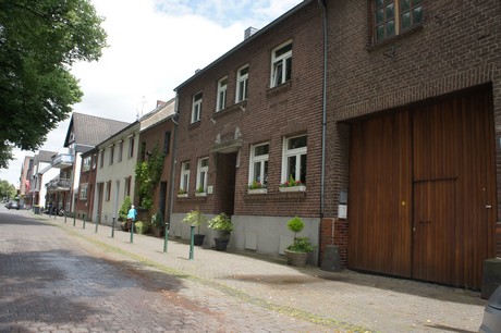 stommeln