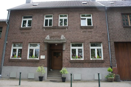 stommeln