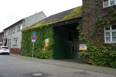 stommeln