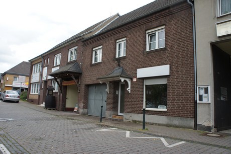 stommeln