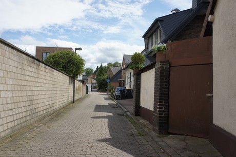 stommeln