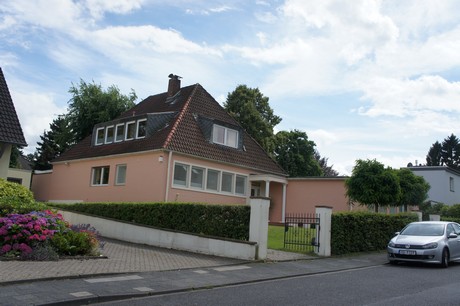 stommeln