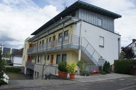 stommeln