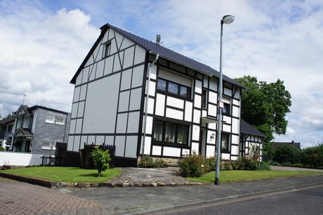 stommeln