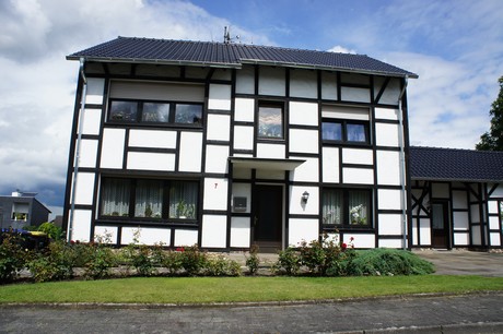 stommeln