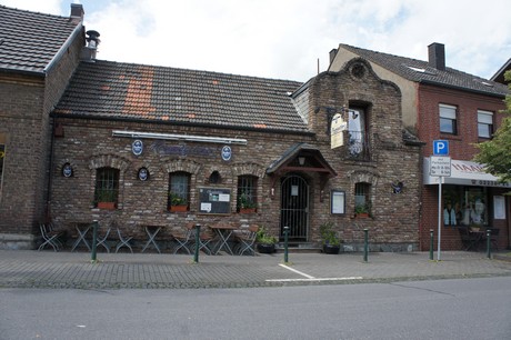 stommeln