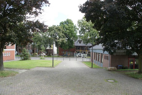stommeln