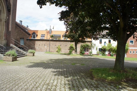 stommeln