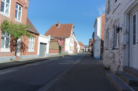 toenning