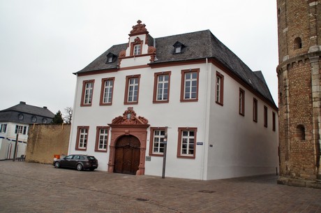 trier