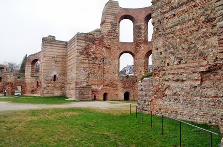 kaiserthermen