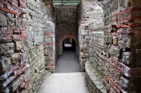 kaiserthermen