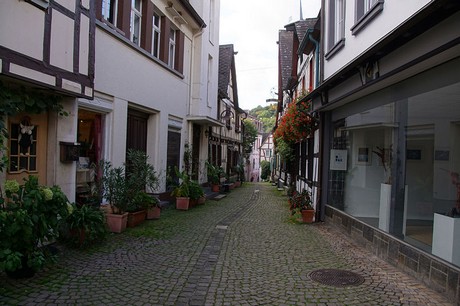 unkel