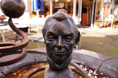 unkel