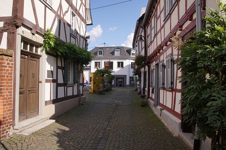 unkel