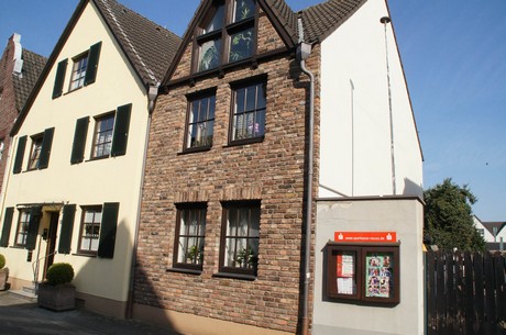 zons
