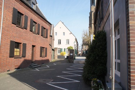 zons