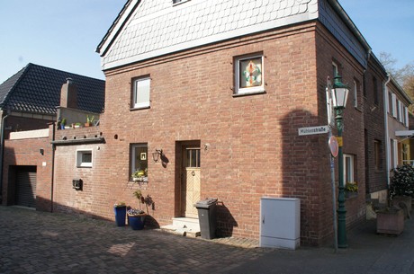 zons