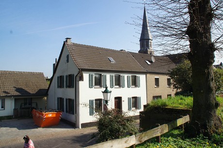 zons