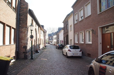 zons
