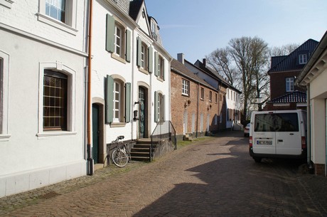 zons