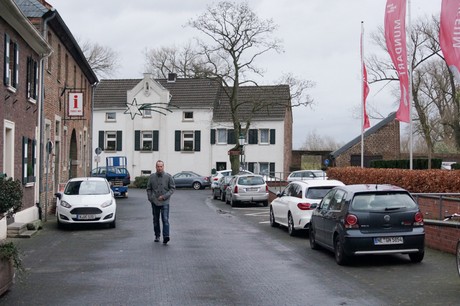 zons